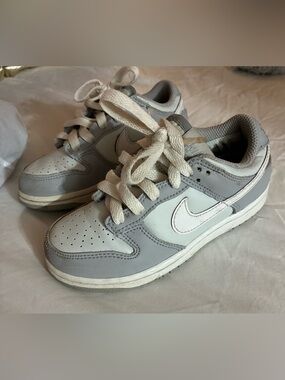 Nike Kids' White and Gray Low-Top Sneakers